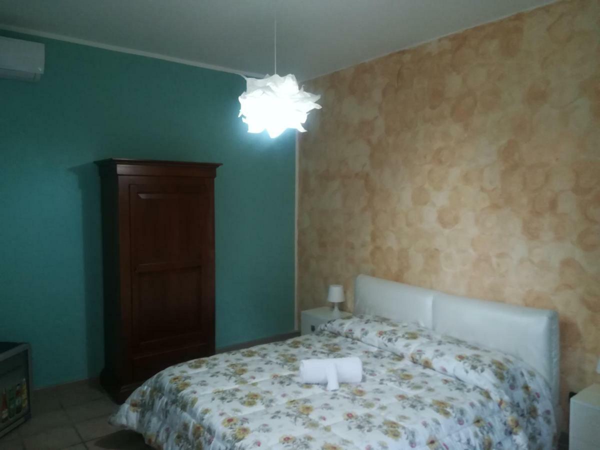 Hôtel Altomare à Augusta Extérieur photo