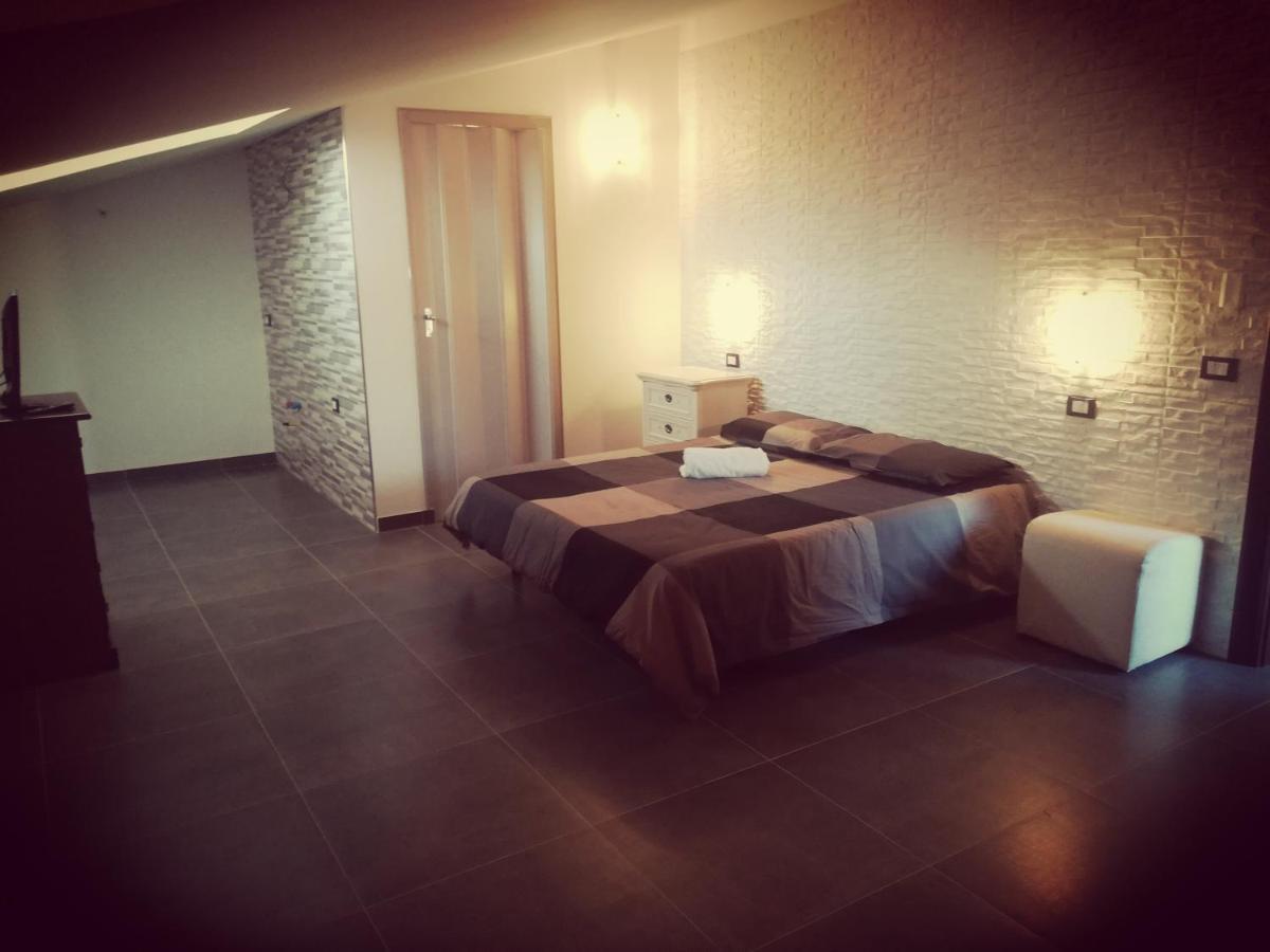 Hôtel Altomare à Augusta Extérieur photo